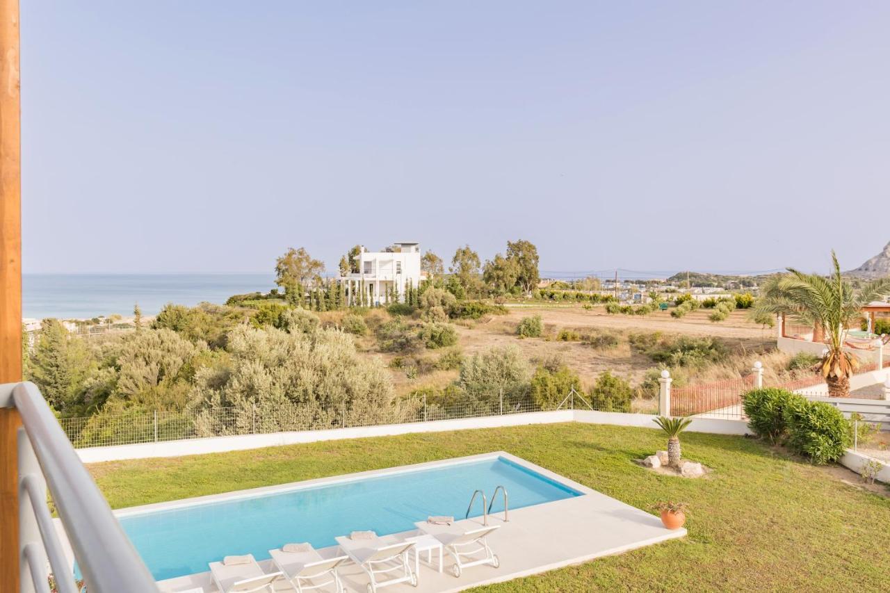 Villa Santa Maria With Private Pool And Sea View 아판토우 외부 사진